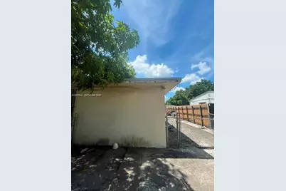 3100 NW 162nd St, Miami Gardens, FL 33054 - Photo 14