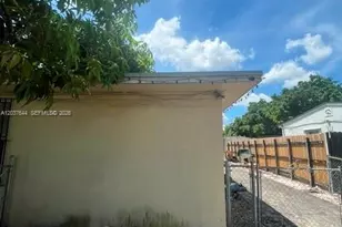 3100 NW 162nd St, Miami Gardens, FL 33054 - Photo 14
