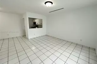 15332 SW 72nd St, Miami, FL 33193 - Photo 4
