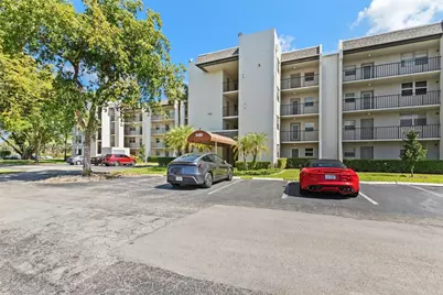 9480 Poinciana Pl #407, Davie, FL 33324 - Photo 2