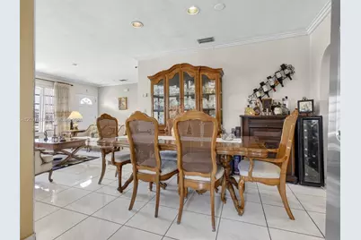 5430 W 4th Ln, Hialeah, FL 33012 - Photo 12