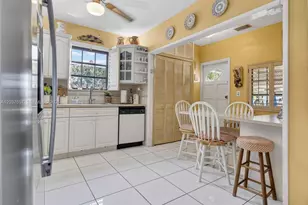 5430 W 4th Ln, Hialeah, FL 33012 - Photo 16