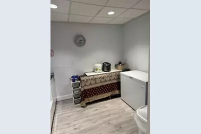 Medical Office For Sale On 27th Ave, Miami, FL 33133 - Photo 10