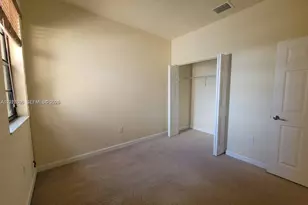 3537 W 89th Pl, Hialeah, FL 33018 - Photo 10