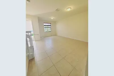 3537 W 89th Pl #NA, Hialeah, FL 33018 - Photo 2