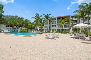 9441 Evergreen Pl, Davie, FL 33324 - Photo 18