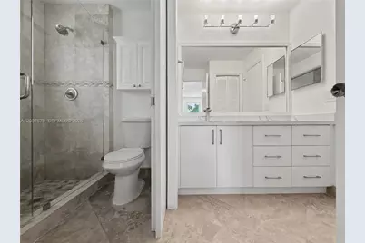 4725 NW 104th Ave, Doral, FL 33178 - Photo 18