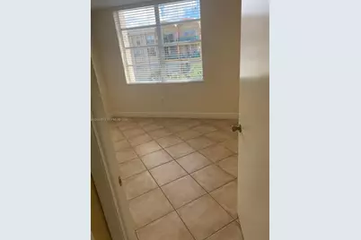 9320 Fontainebleau Blvd #515, Miami, FL 33172 - Photo 14