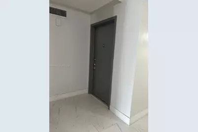 9320 Fontainebleau Blvd #515, Miami, FL 33172 - Photo 2