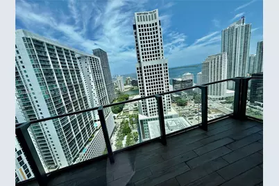 68 SE 6th St #2707, Miami, FL 33131 - Photo 1