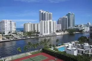 800 Parkview Dr, Hallandale Beach, FL 33009 - Photo 4
