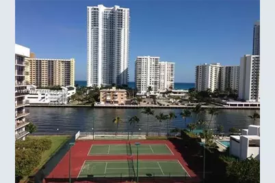 800 Parkview Dr #1018, Hallandale Beach, FL 33009 - Photo 6