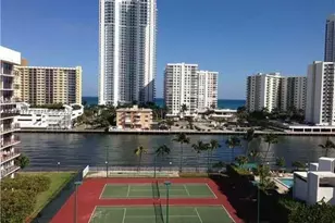 800 Parkview Dr, Hallandale Beach, FL 33009 - Photo 6