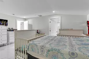 20304 SW 186th St, Miami, FL 33187 - Photo 12