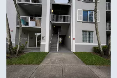 711 SW 111th Way #105, Pembroke Pines, FL 33025 - Photo 12