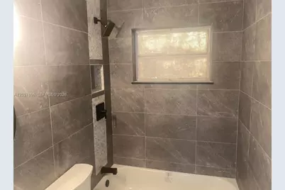 1700 SW 69th Ter, North Lauderdale, FL 33068 - Photo 6