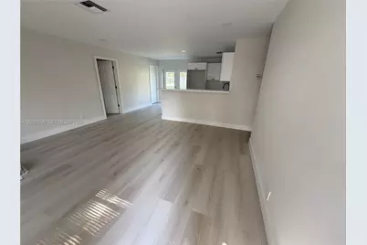 1700 SW 69th Ter, North Lauderdale, FL 33068 - Photo 16