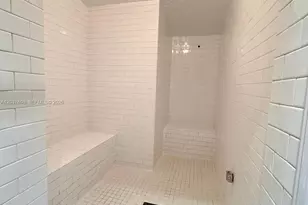1300 Brickell Bay Dr, Miami, FL 33131 - Photo 34