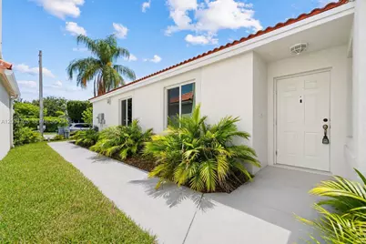 15942 NW 21st St, Pembroke Pines, FL 33028 - Photo 2