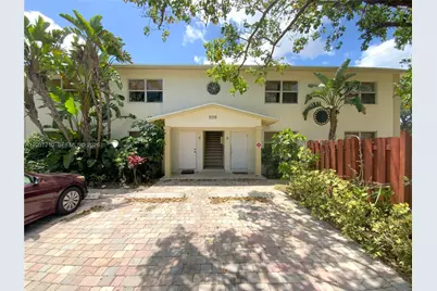 530 NE 15th Ct #7, Fort Lauderdale, FL 33304 - Photo 2