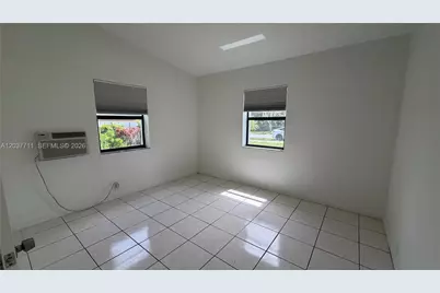 17981 NW 3rd Ave, Miami Gardens, FL 33169 - Photo 8