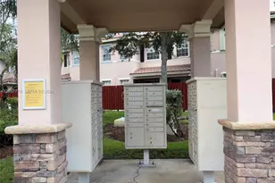 280 Las Brisas Cir, Sunrise, FL 33326 - Photo 34
