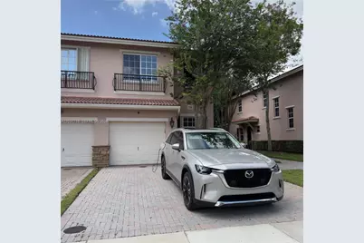 280 Las Brisas Cir #280, Sunrise, FL 33326 - Photo 2