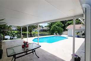 1421 SW 104th Ave, Pembroke Pines, FL 33025 - Photo 24