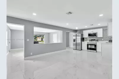 157 NE 6th Ct #n/a, Deerfield Beach, FL 33441 - Photo 8