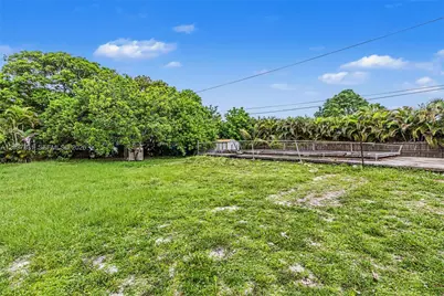 13020 NW 1st Ave, Miami, FL 33168 - Photo 8