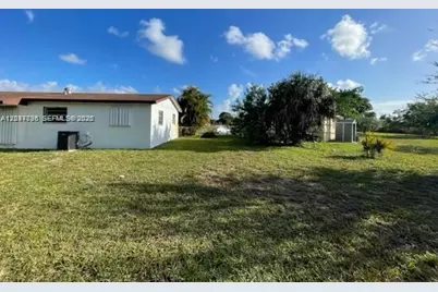 2730 NW 208th Ter, Miami Gardens, FL 33056 - Photo 6