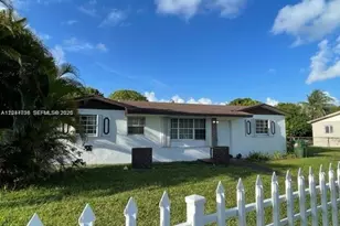 2730 NW 208th Terrace, Miami Gardens, FL 33056 - Photo 2