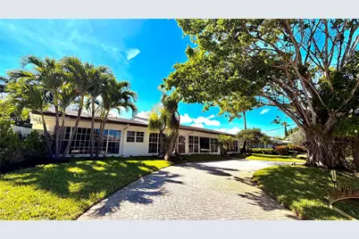 2409 Bayview Dr, Fort Lauderdale, FL 33305 - Photo 4