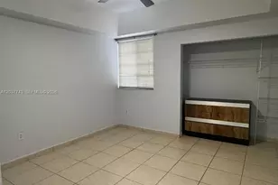 7502 NW 175th St, Hialeah, FL 33015 - Photo 8