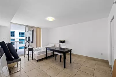 1200 Brickell Bay Dr #3714, Miami, FL 33131 - Photo 12