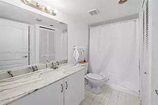 1200 Brickell Bay Dr, Miami, FL 33131 - Photo 14