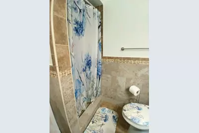6365 W 27th Ct #24-8, Hialeah, FL 33016 - Photo 16