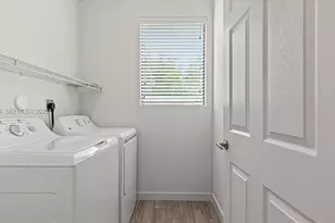 7704 Pacific Ave, Fort Pierce, FL 34951 - Photo 16