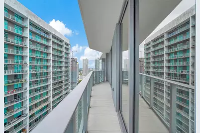 77 SE 5th St #3714, Miami, FL 33131 - Photo 10