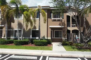 22811 SW 88th Pl, Cutler Bay, FL 33190 - Photo 2