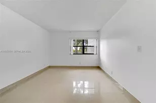 200 Lakeview Dr, Weston, FL 33326 - Photo 20