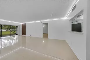 200 Lakeview Dr, Weston, FL 33326 - Photo 12