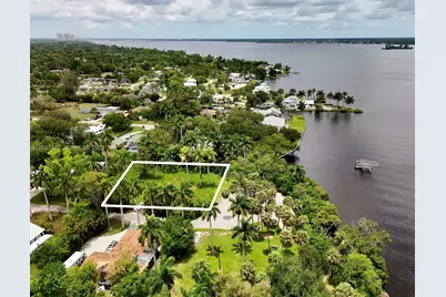 304 Royal Palm Park Rd, Fort Myers, FL 33905 - Photo 2