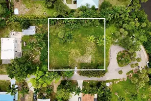 304 Royal Palm Park Rd, Fort Myers, FL 33905 - Photo 1
