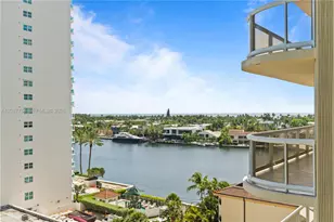 20191 E Country Club Dr, Aventura, FL 33180 - Photo 2