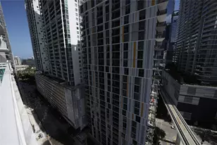 41 SE 5th St, Miami, FL 33131 - Photo 50
