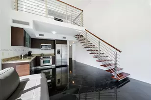 41 SE 5th St, Miami, FL 33131 - Photo 10