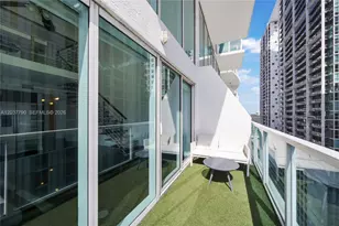 41 SE 5th St, Miami, FL 33131 - Photo 48