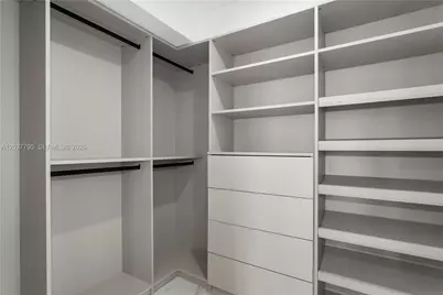 19195 NE 36th Ct #2301, Aventura, FL 33180 - Photo 12