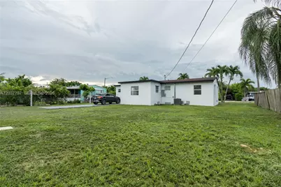 1550 NE 9th Ct, Homestead, FL 33033 - Photo 16
